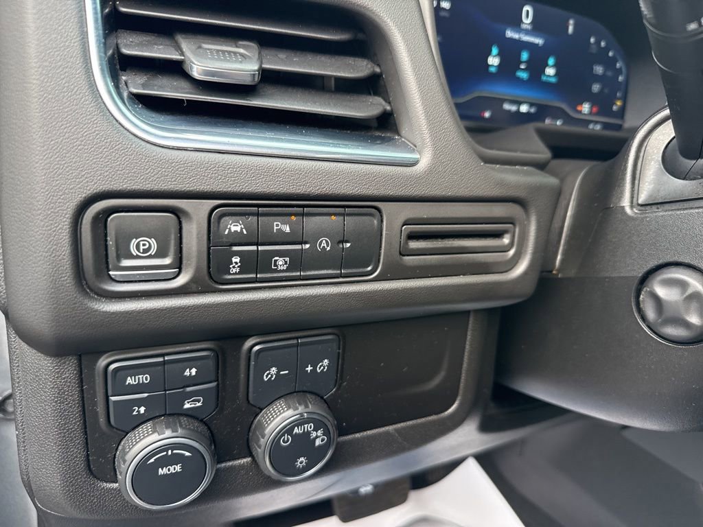 Used 2023 Chevrolet Tahoe LT w/ Luxury Package image 23