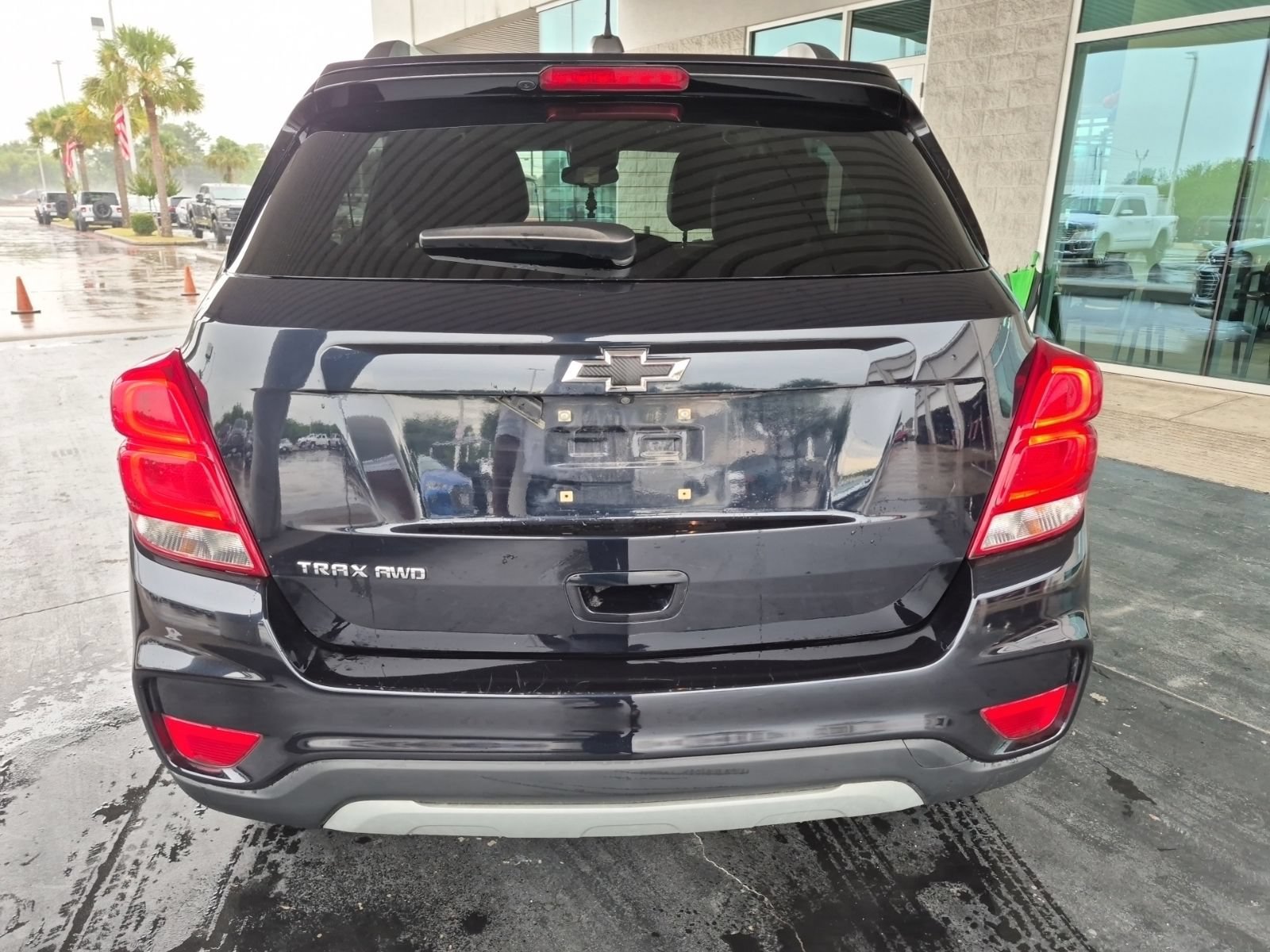 Used 2022 Chevrolet Trax LT w/ LT Convenience Package AWD/4WD image 5