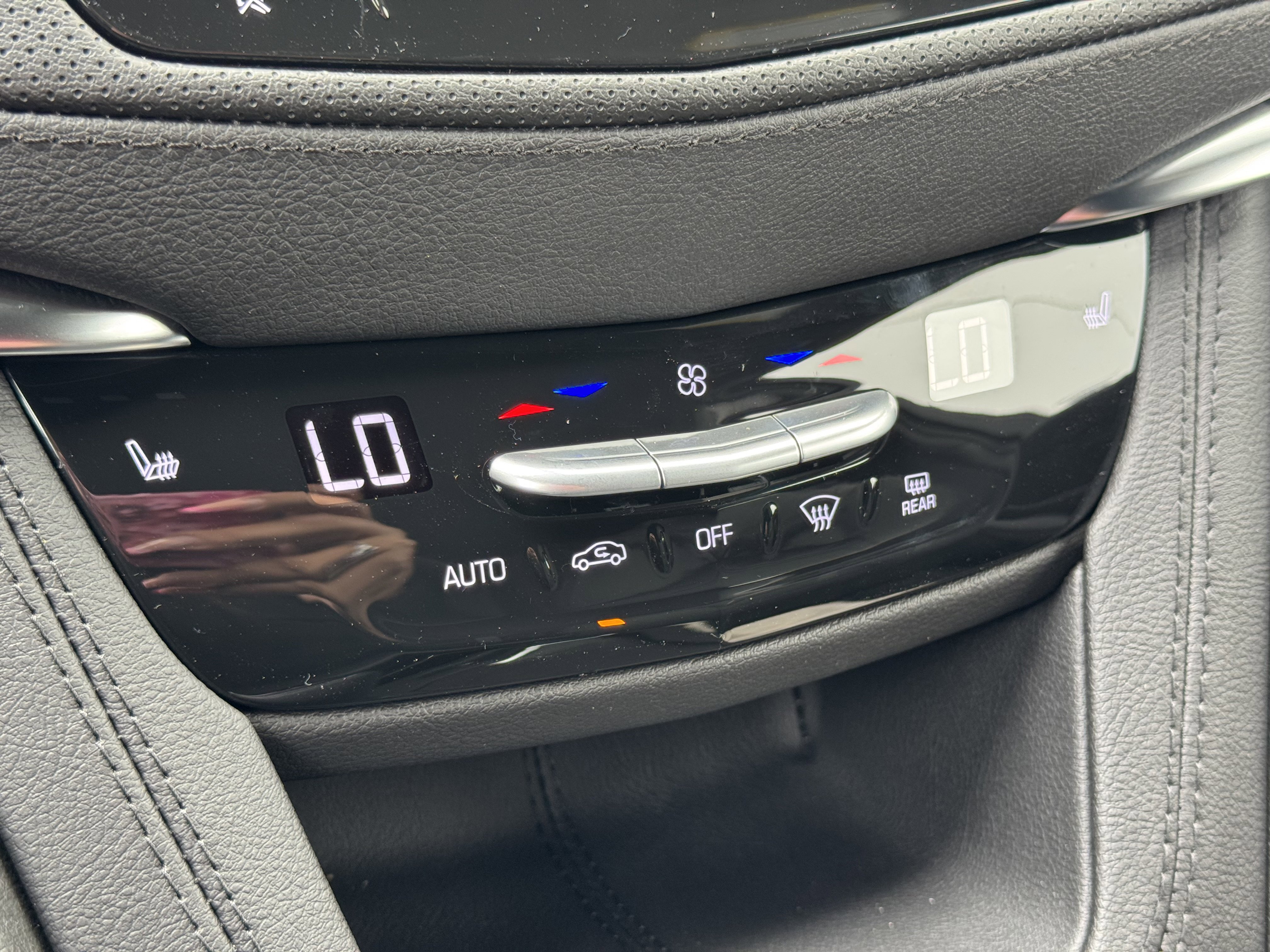 New 2025 Cadillac XT5 Premium Luxury image 23