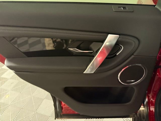 Certified 2025 Land Rover Discovery Sport S image 25