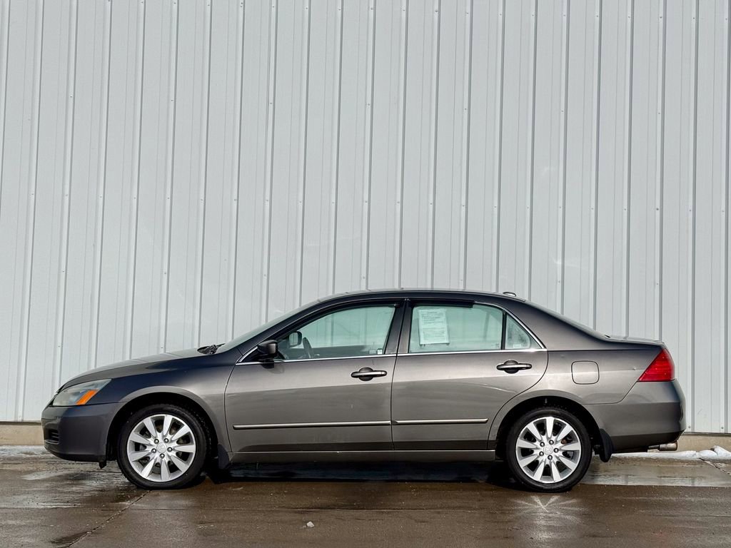 Used 2006 Honda Accord EX image 2