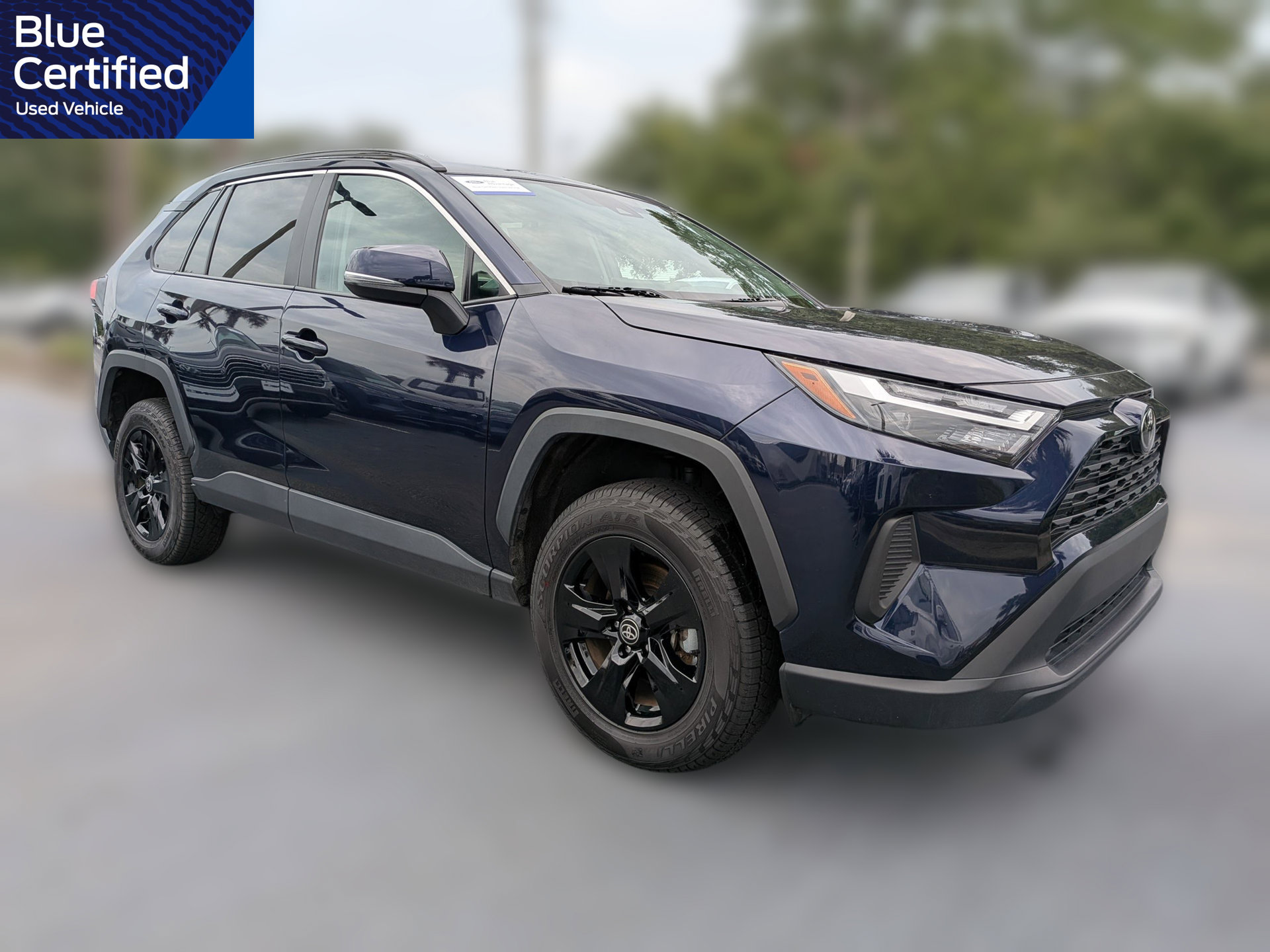 Used 2025 Toyota RAV4 XLE FWD image 2