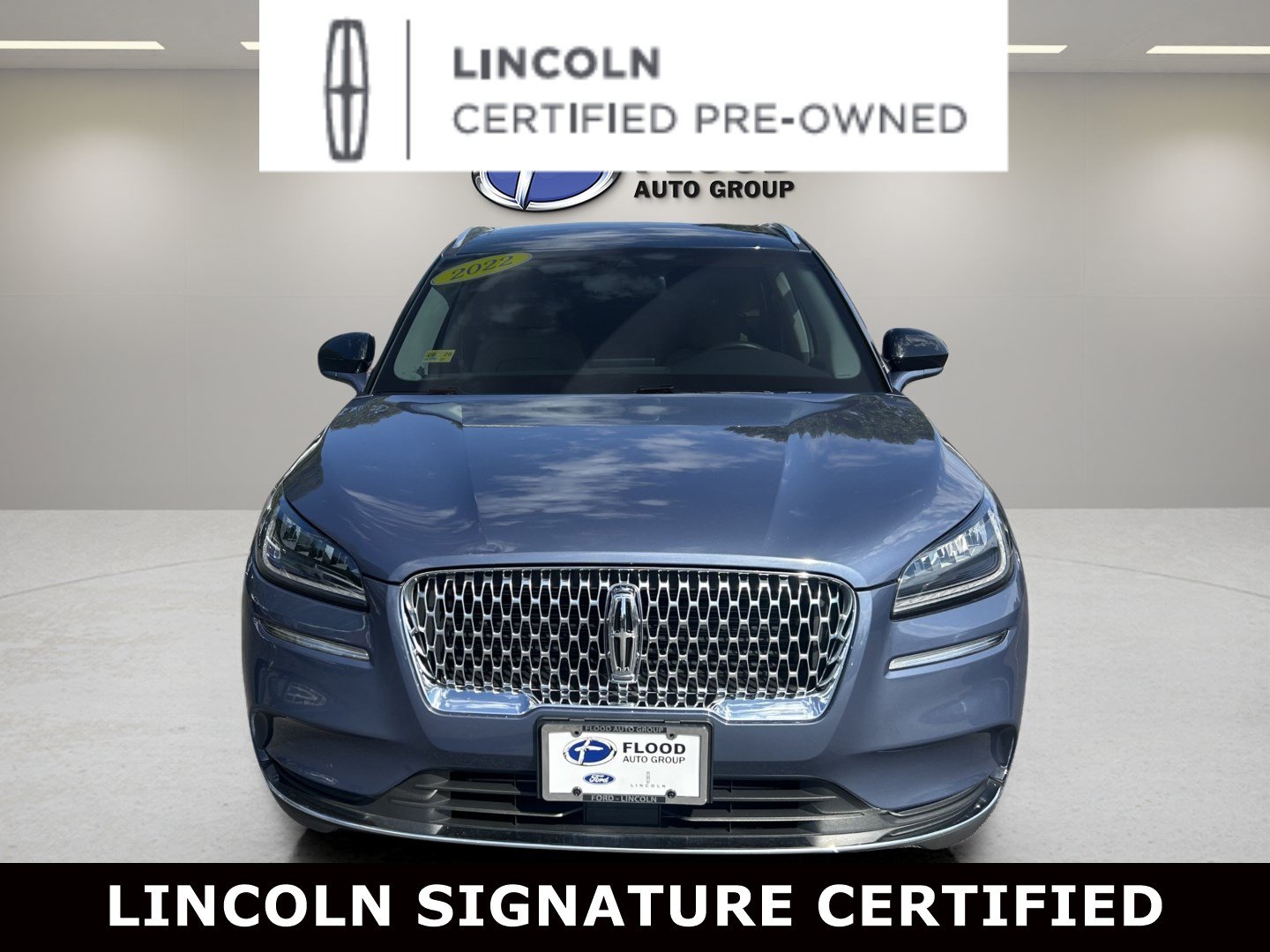 Certified 2022 Lincoln Corsair AWD w/ Premium Package image 2