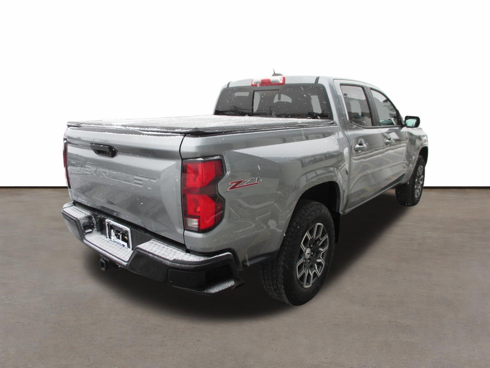 Used 2023 Chevrolet Colorado Z71 w/ Z71 Convenience Package 2 image 5