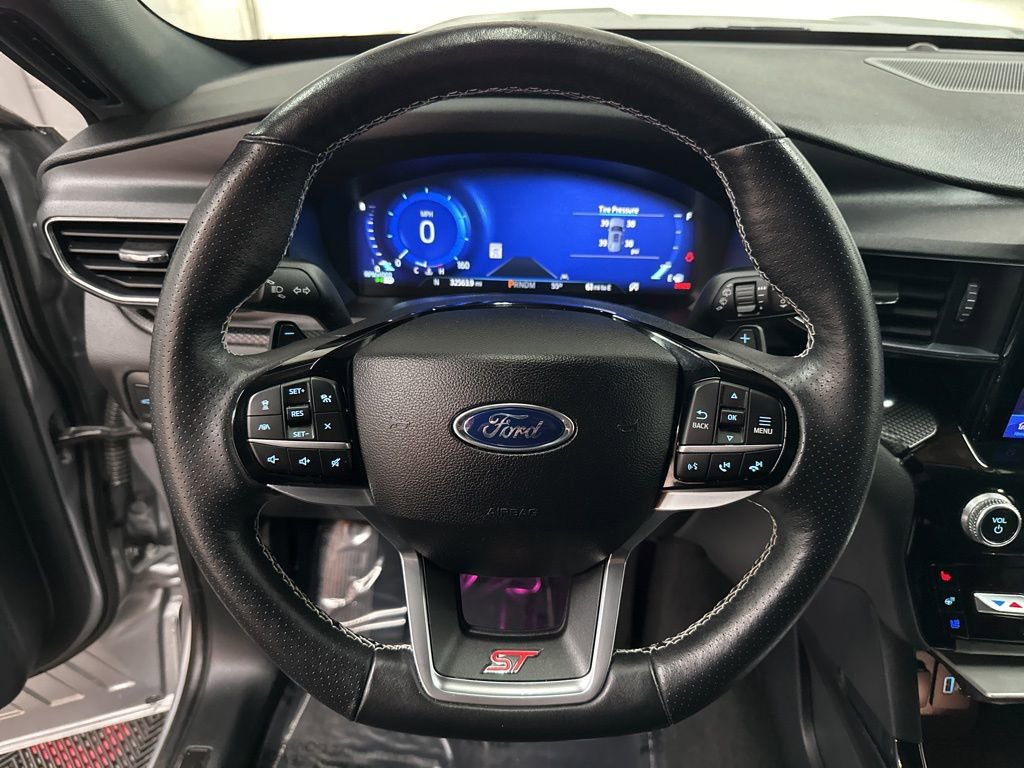 Used 2022 Ford Explorer ST w/ Equipment Group 401A AWD/4WD image 13