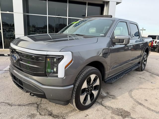 Used 2022 Ford F150 Lightning Platinum image 3