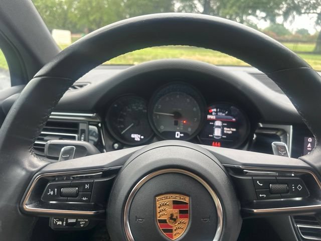 Used 2023 Porsche Macan S AWD/4WD image 16