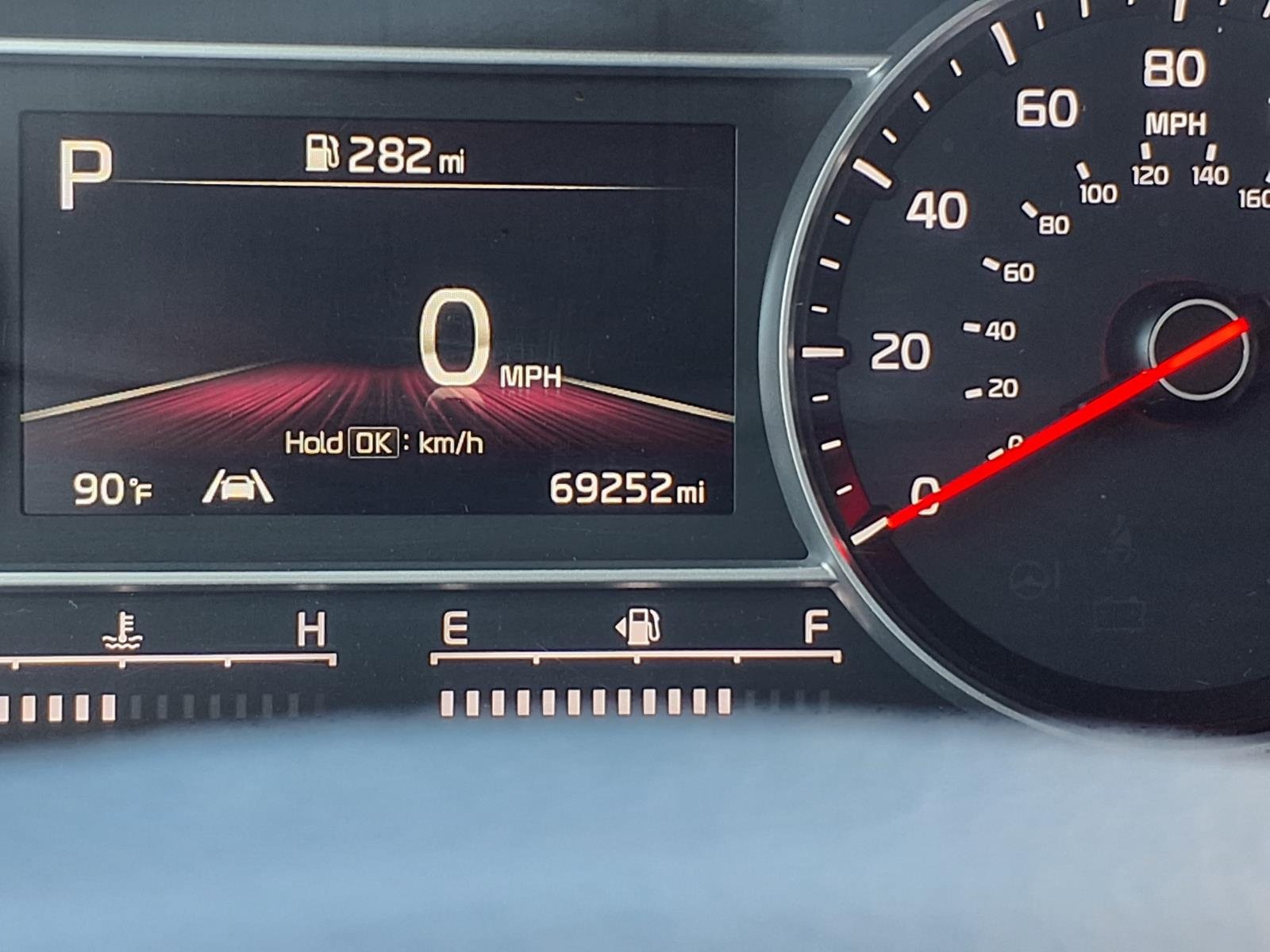 Used 2023 Kia Sorento LX AWD/4WD image 17