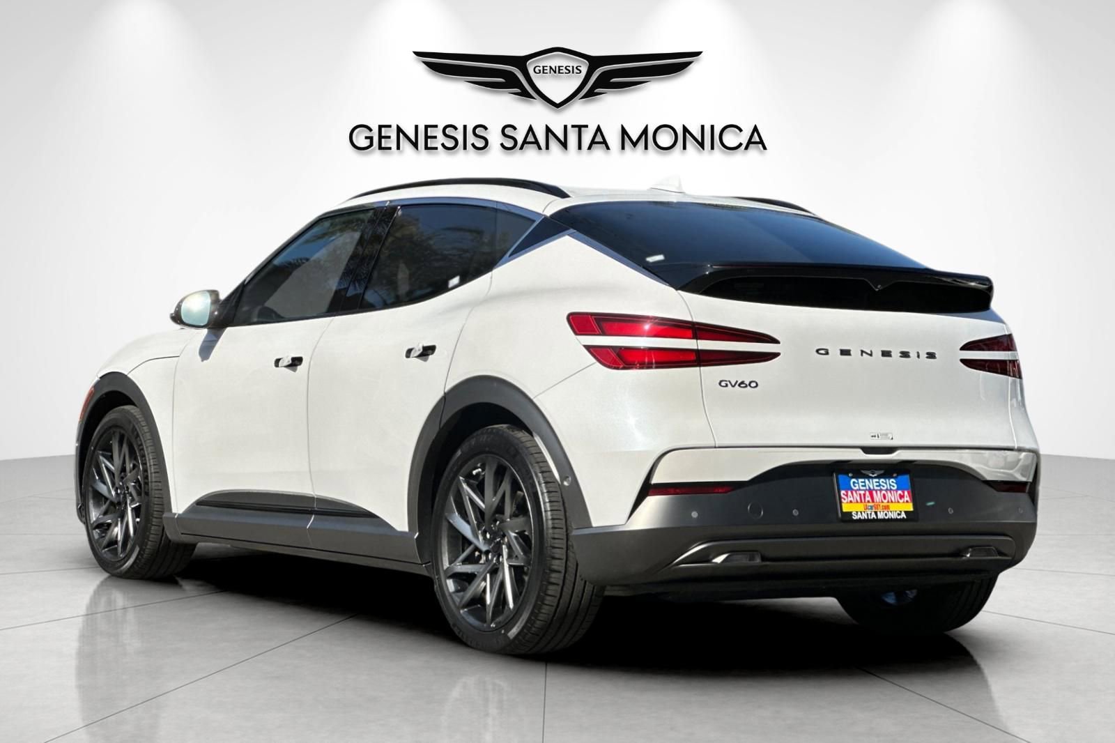 Used 2023 Genesis GV60 Advanced image 8