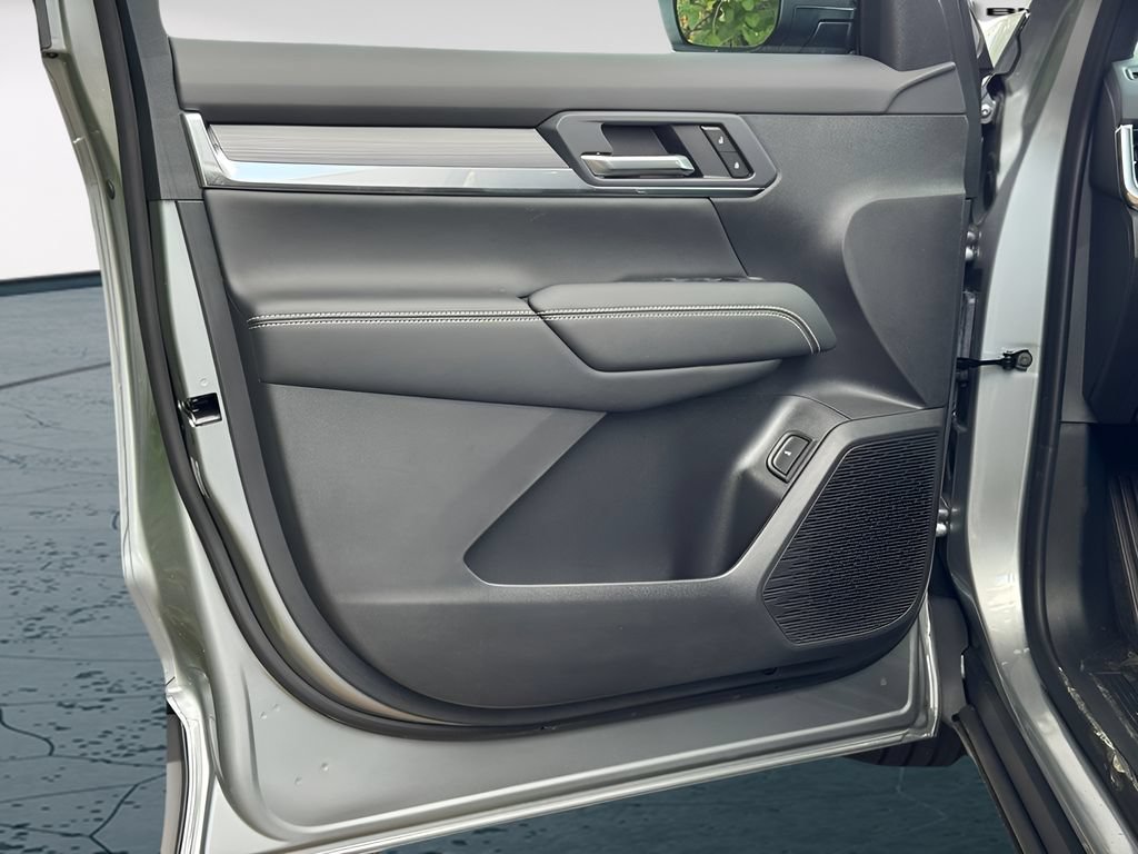 New 2027 GMC Terrain Elevation w/ Elevation Premium Package FWD image 12