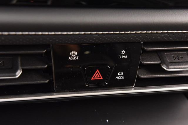 New 2026 Volkswagen Atlas Cross Sport SE AWD/4WD image 14