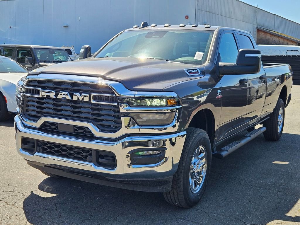 New 2026 RAM 2500 Tradesman AWD/4WD image 3