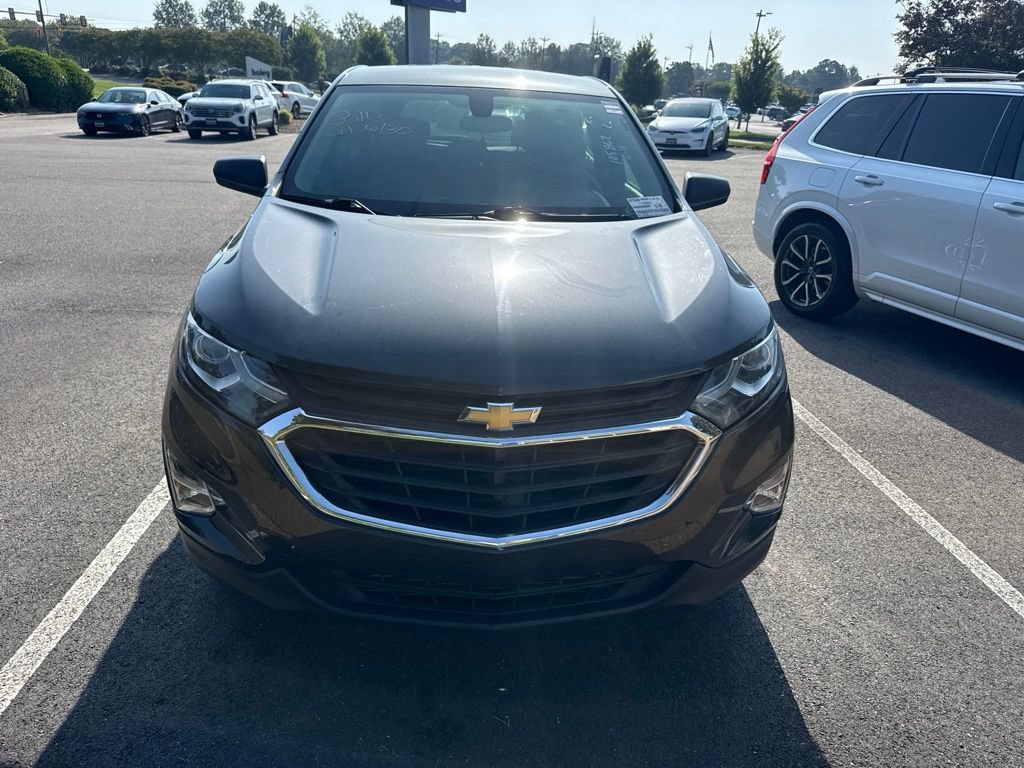 Used 2019 Chevrolet Equinox LS FWD image 2