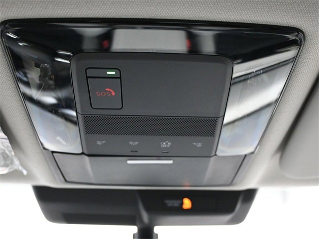 New 2025 Mitsubishi Outlander SE image 15