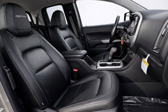 Used 2021 Chevrolet Colorado ZR2 w/ ZR2 Dusk Special Edition image 16