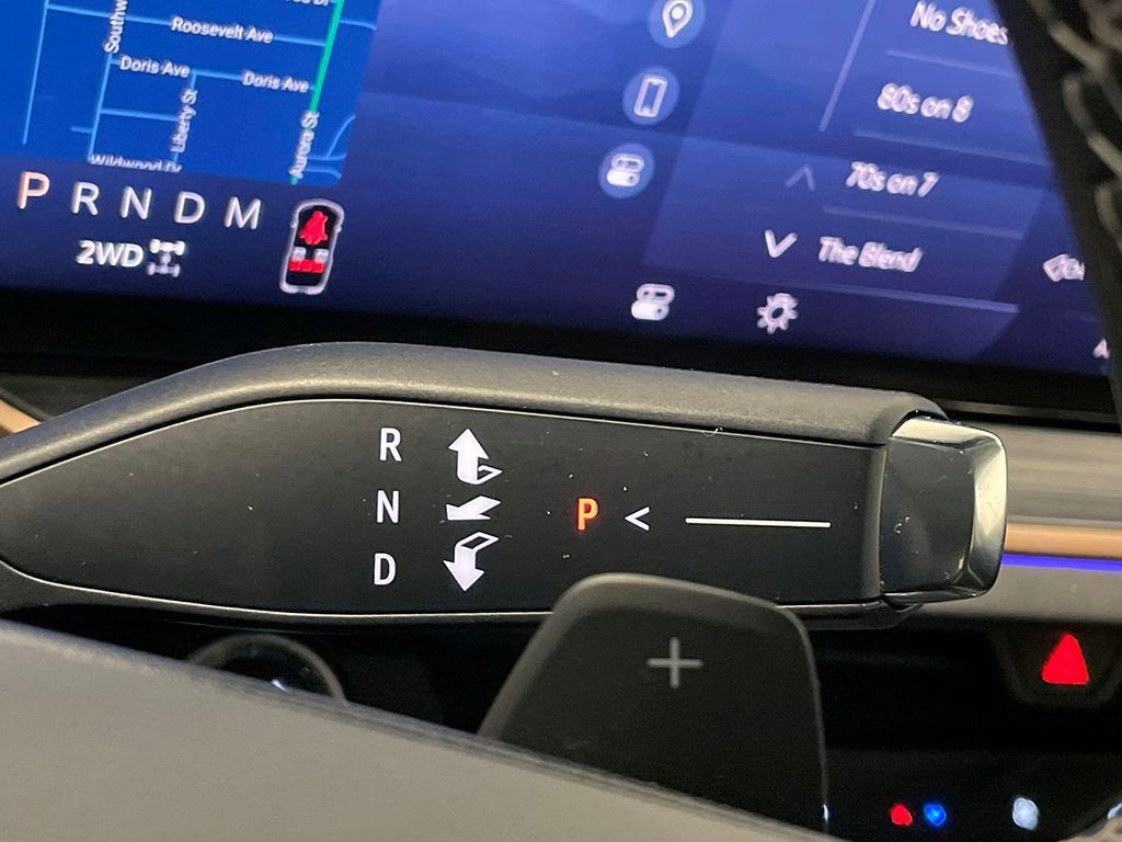 Used 2025 Buick Envision Sport Touring image 28