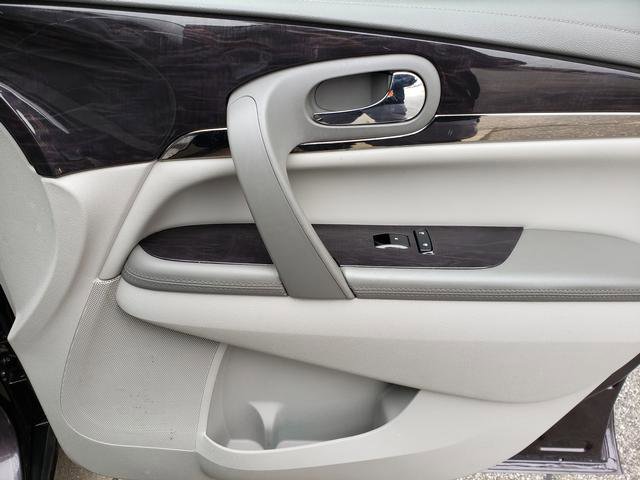 Used 2015 Buick Enclave Convenience image 19