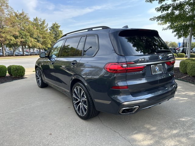 Used 2022 BMW X7 M50i AWD/4WD image 3