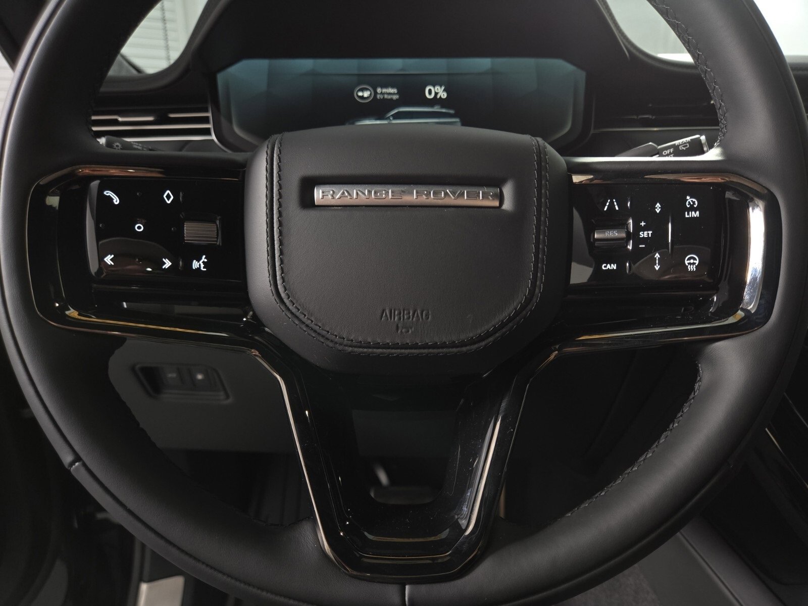New 2025 Land Rover Range Rover Sport Autobiography image 22