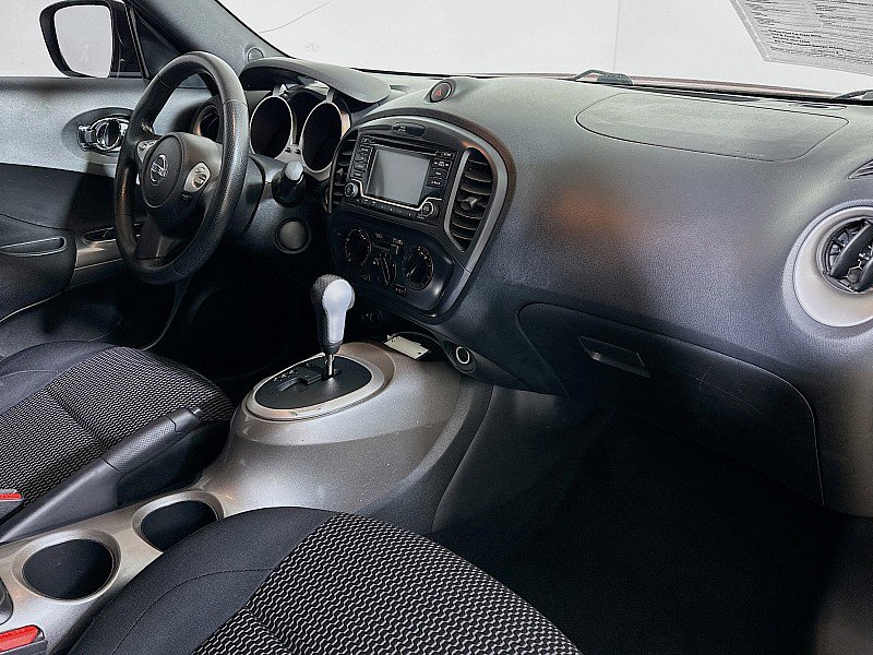 Used 2016 Nissan Juke S image 26