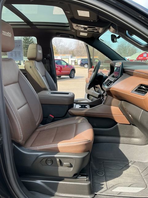 Used 2023 Chevrolet Tahoe High Country w/ Premium Package 2 image 11