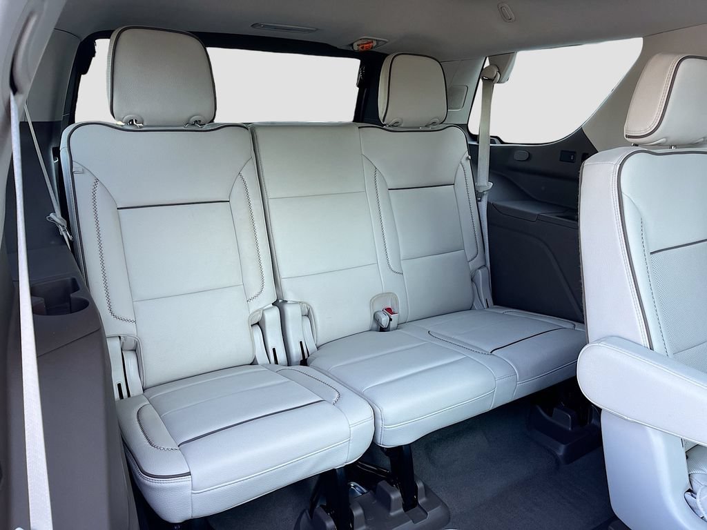 Used 2023 GMC Yukon Denali RWD image 35