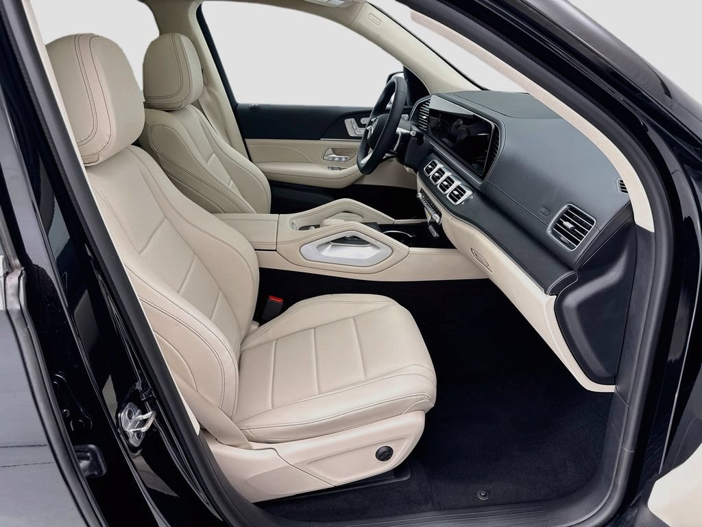 New 2026 Mercedes-Benz GLS 450 4MATIC image 19