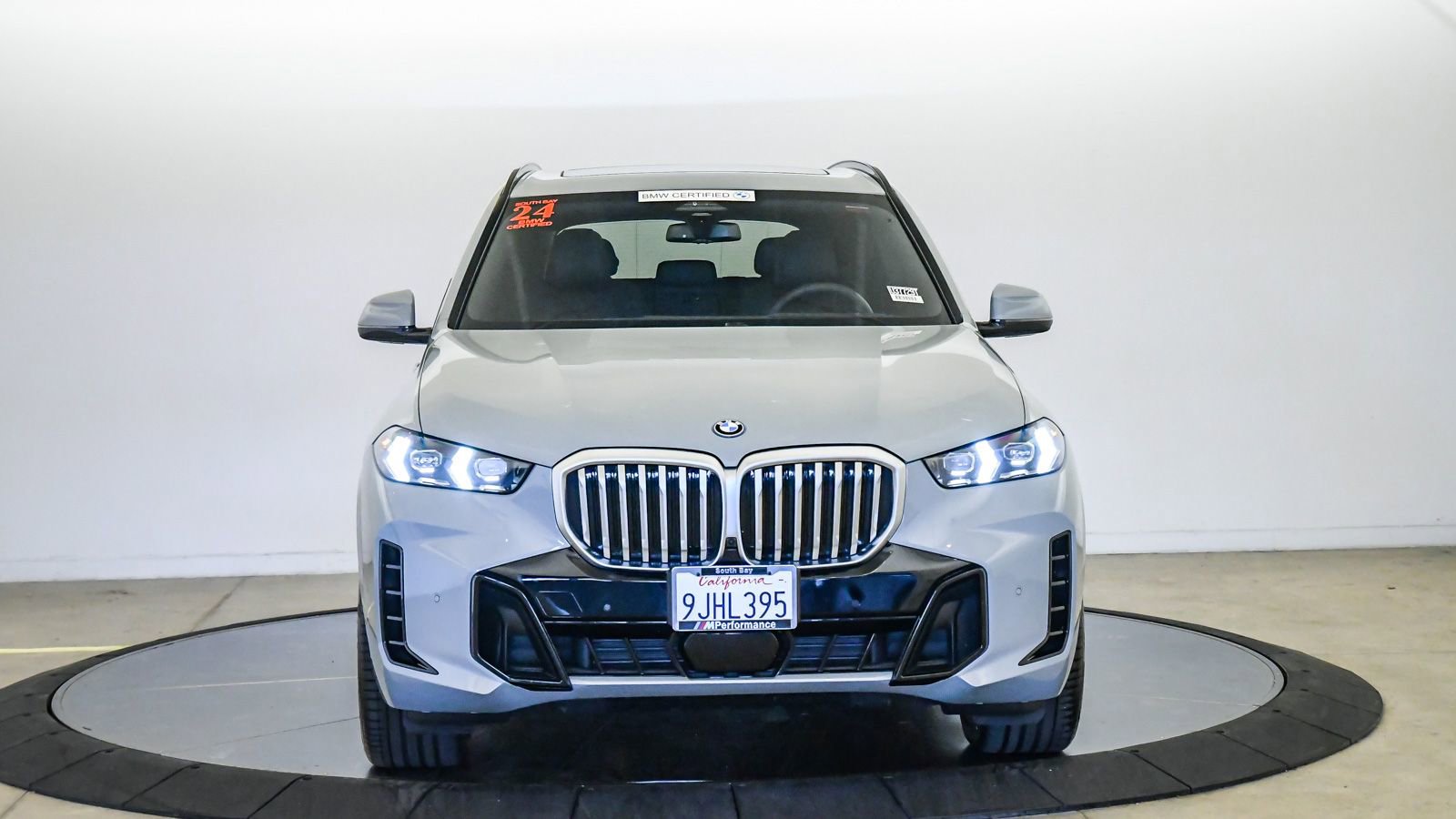 Certified 2024 BMW X5 xDrive50e w/ M Sport Package AWD/4WD image 7