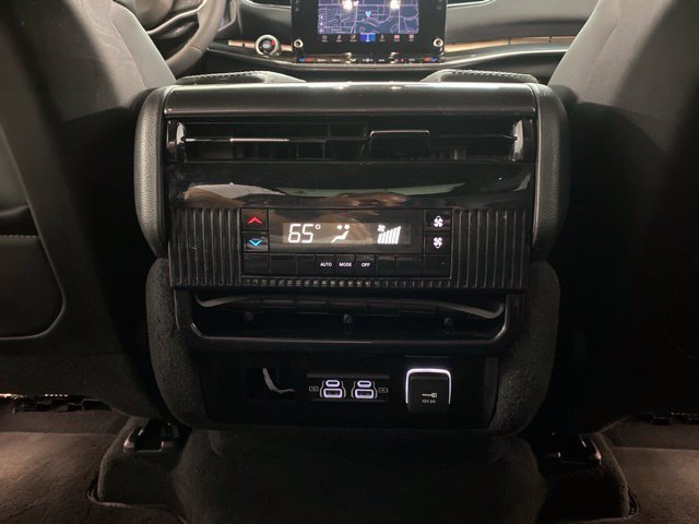 Used 2023 Jeep Wagoneer 4WD w/ Premium Group I image 84