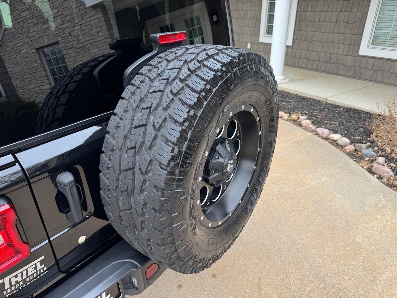 Used 2018 Jeep Wrangler Unlimited Rubicon w/ Steel Bumper Group AWD/4WD image 40
