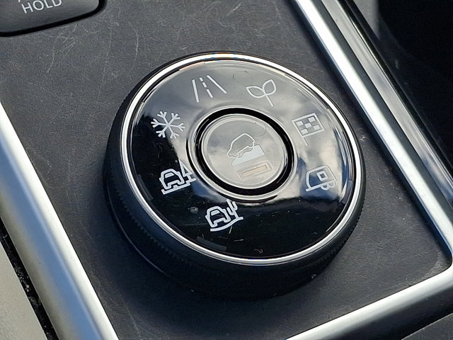 Certified 2026 Nissan Pathfinder SL AWD/4WD image 24