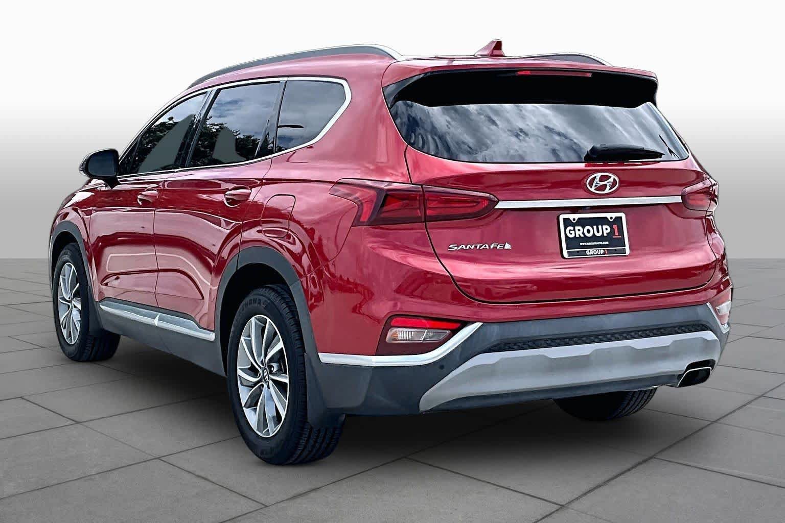 Used 2020 Hyundai Santa Fe SEL w/ Convenience Package FWD image 12