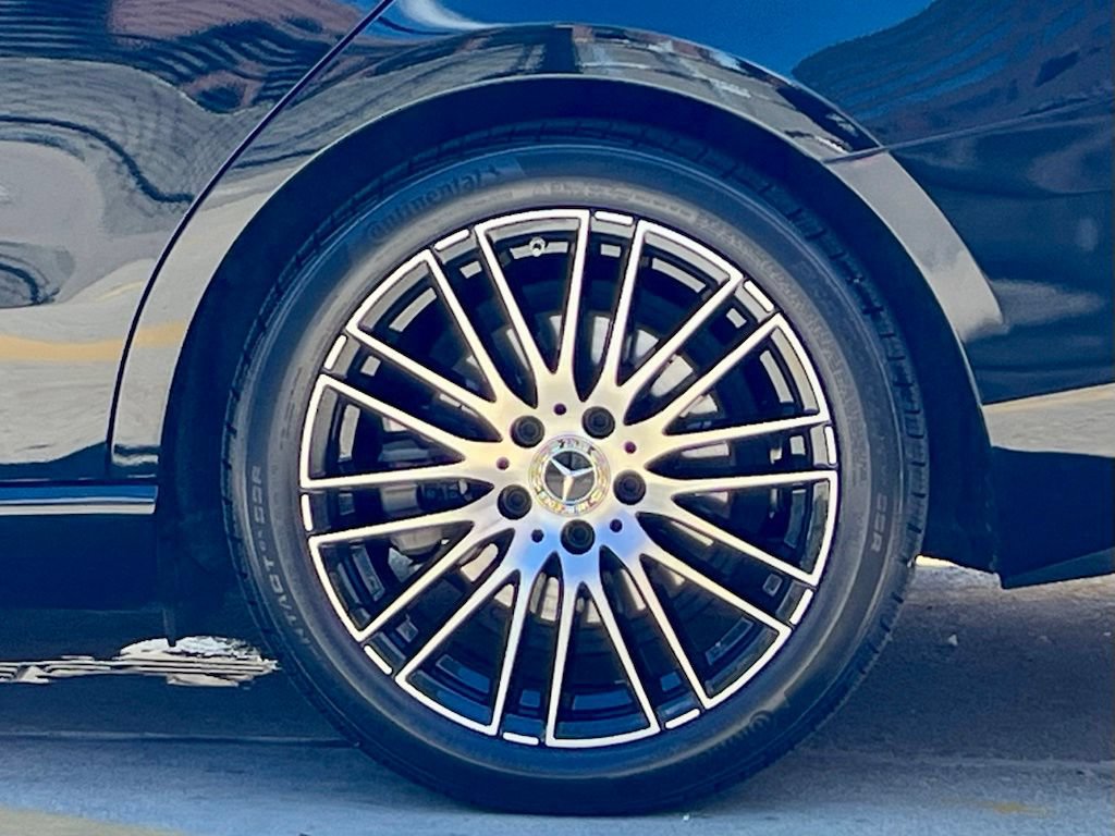Certified 2023 Mercedes-Benz C 300 4MATIC Sedan image 13