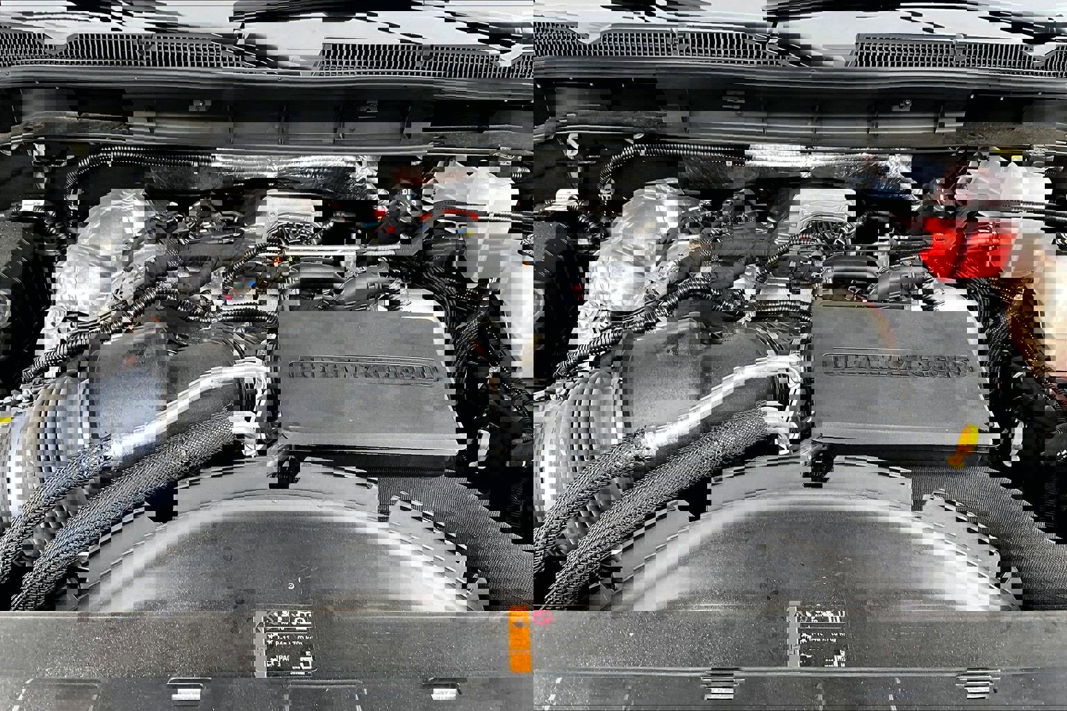 Used 2025 GMC Sierra 3500 SLT w/ SLT Premium Package image 10