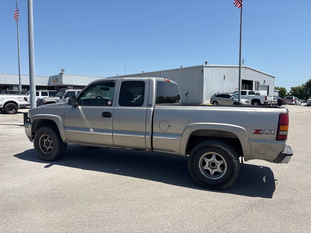 Used 2001 GMC Sierra 1500 4x4 Extended Cab w/ SLT Marketing Option Pkg image 7