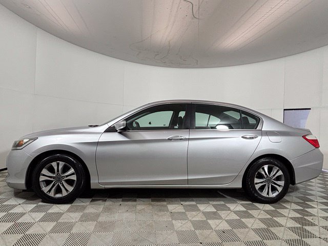 Used 2015 Honda Accord LX image 4