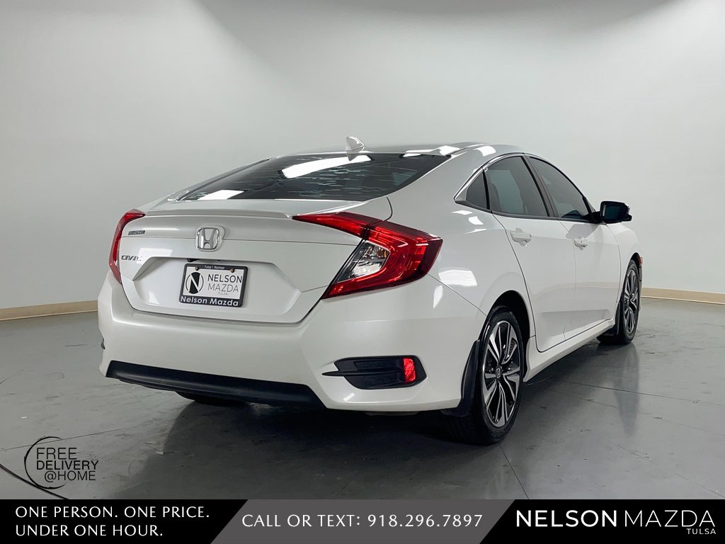 Used 2016 Honda Civic EX-T image 4