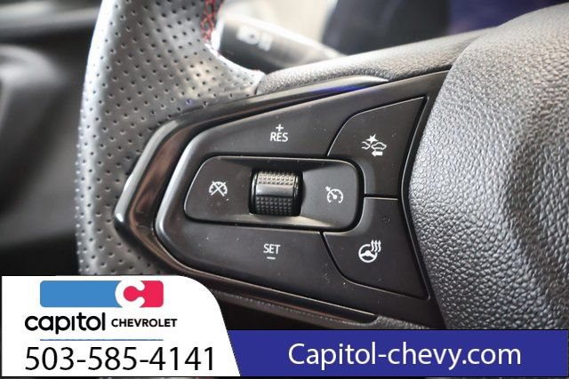 Used 2024 Chevrolet Trax RS w/ Sunroof Package FWD image 18