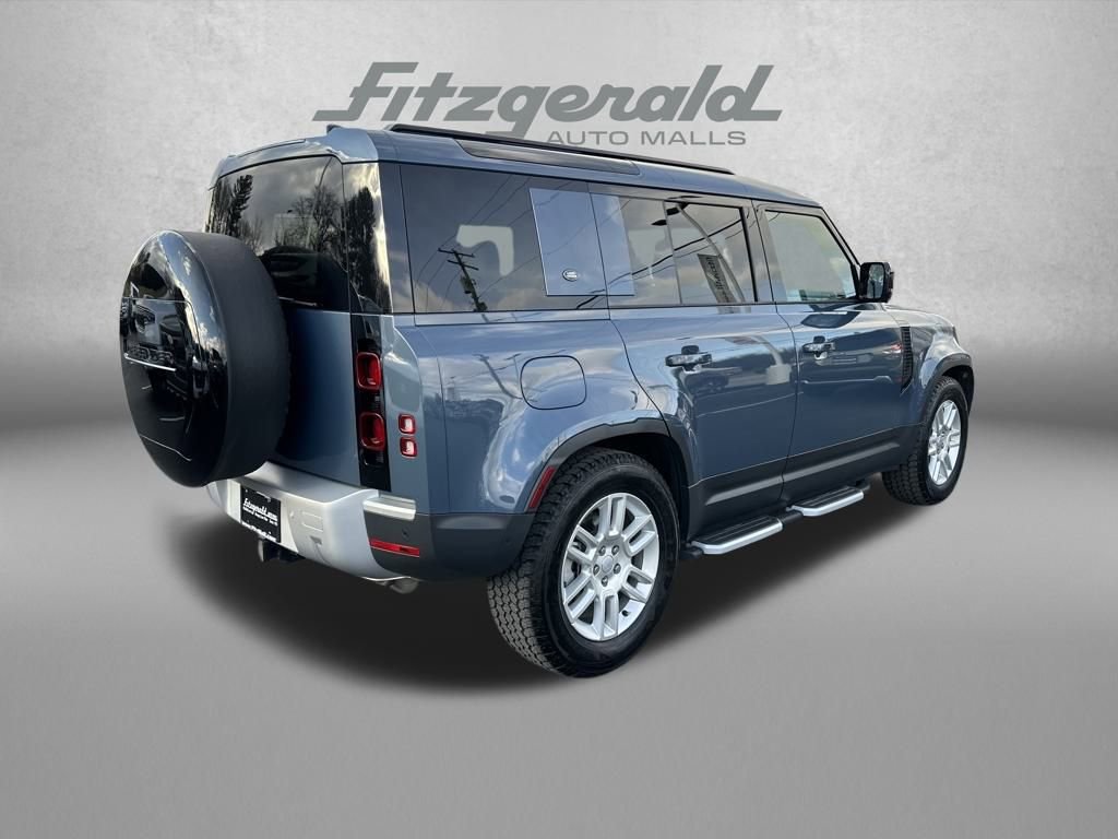 Used 2024 Land Rover Defender 110 S image 7