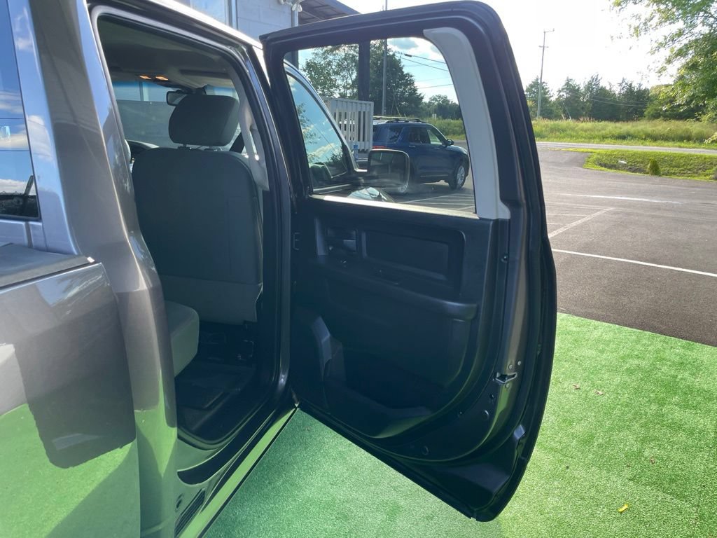 Used 2016 RAM 1500 Tradesman w/ Popular Equipment Group AWD/4WD image 37