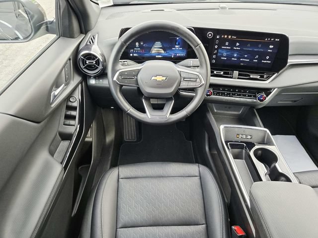 Used 2025 Chevrolet Equinox LT w/ Convenience Package II FWD image 7