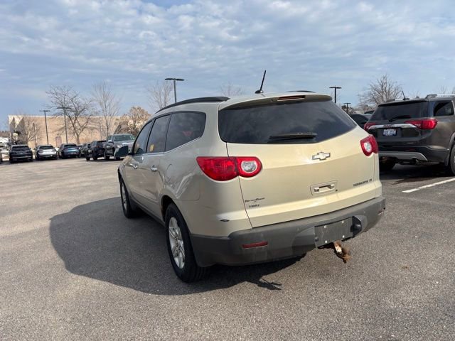 Used 2010 Chevrolet Traverse LT image 7