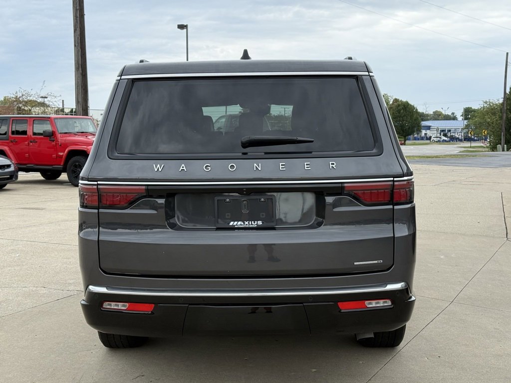 Used 2024 Jeep Wagoneer L Series II w/ Flexible Seating Group image 6