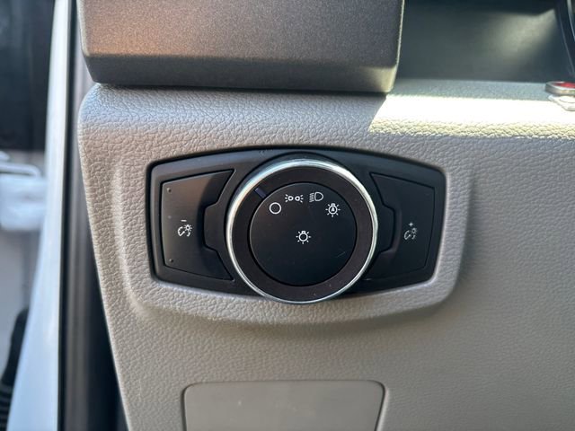 Used 2019 Ford F550 2WD Regular Cab Super Duty image 16