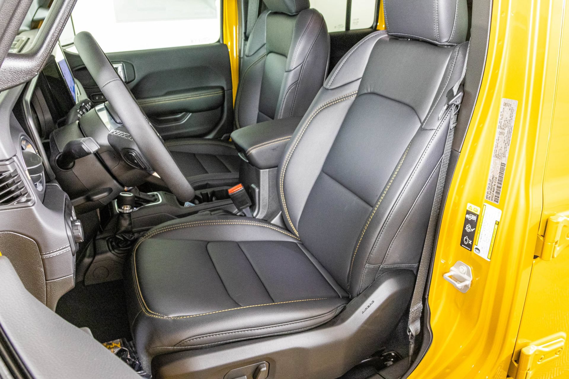 New 2026 Jeep Wrangler Unlimited Sahara AWD/4WD image 20