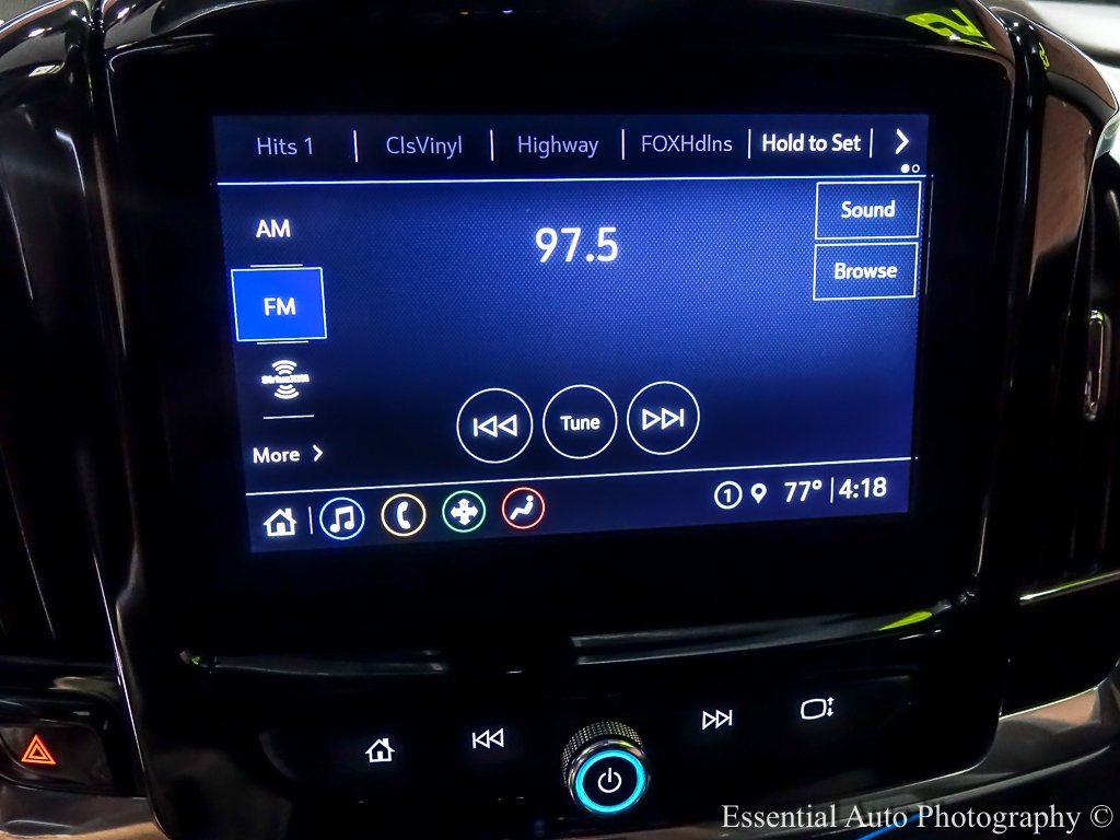 Used 2022 Chevrolet Traverse LT image 23