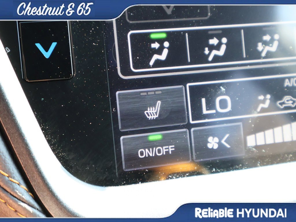 Used 2025 Subaru Outback Wilderness AWD/4WD image 38