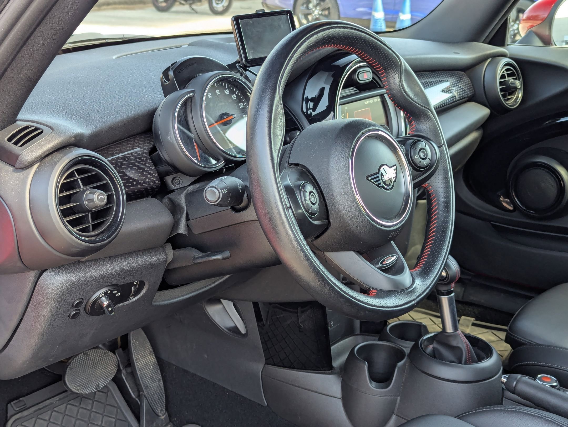 Used 2019 MINI Cooper S w/ Storage Package image 21