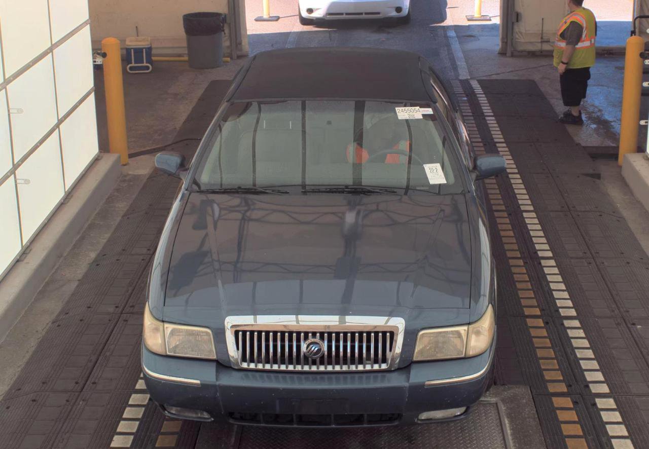 Used 2008 Mercury Grand Marquis GS RWD image 2