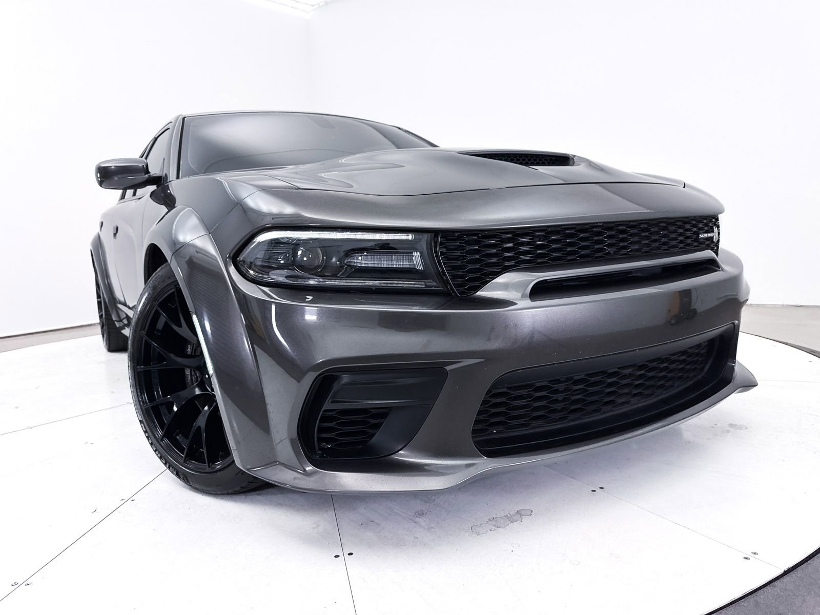 Used 2020 Dodge Charger Scat Pack image 9